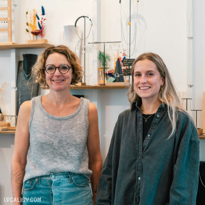 L'équipe du magasin de bijoux Lara Malherbe à Liège. Bijouterie artisanale.