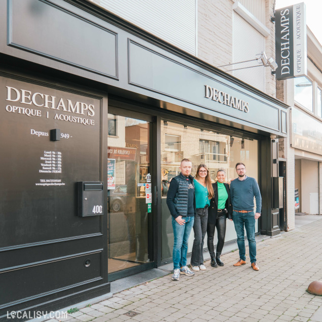 Façade du magasin Dechamps, optique et bijouterie, situé à Flémalle.