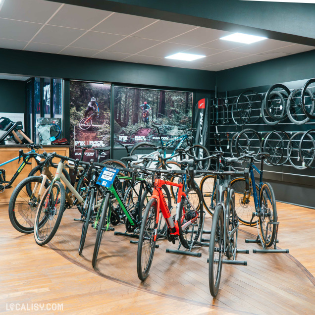 Magasin de vélos The North Bike à Stavelot avec un large choix d'équipements et d'accessoires.