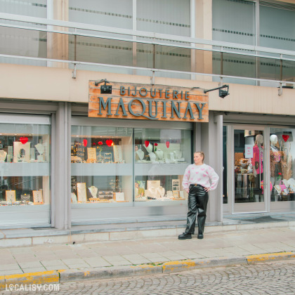 Façade de la bijouterie Maquinay à Huy, spécialisée en bijoux et accessoires tendance.